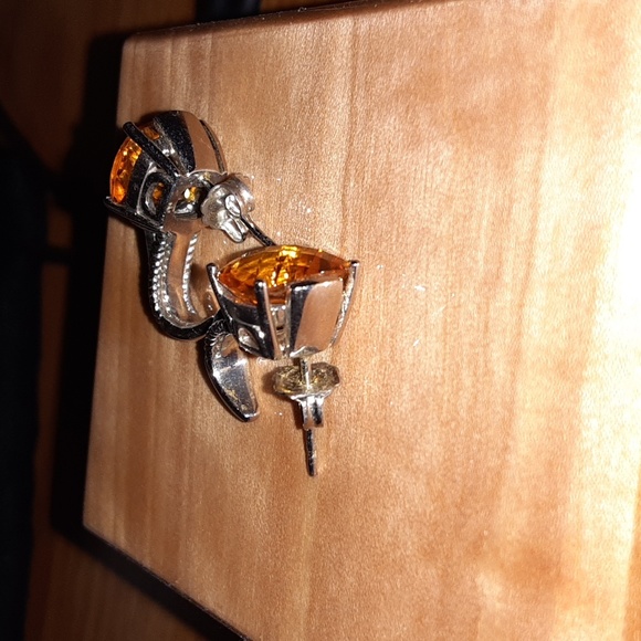 Genuine Diamond and Topaz set - Picture 3 of 8